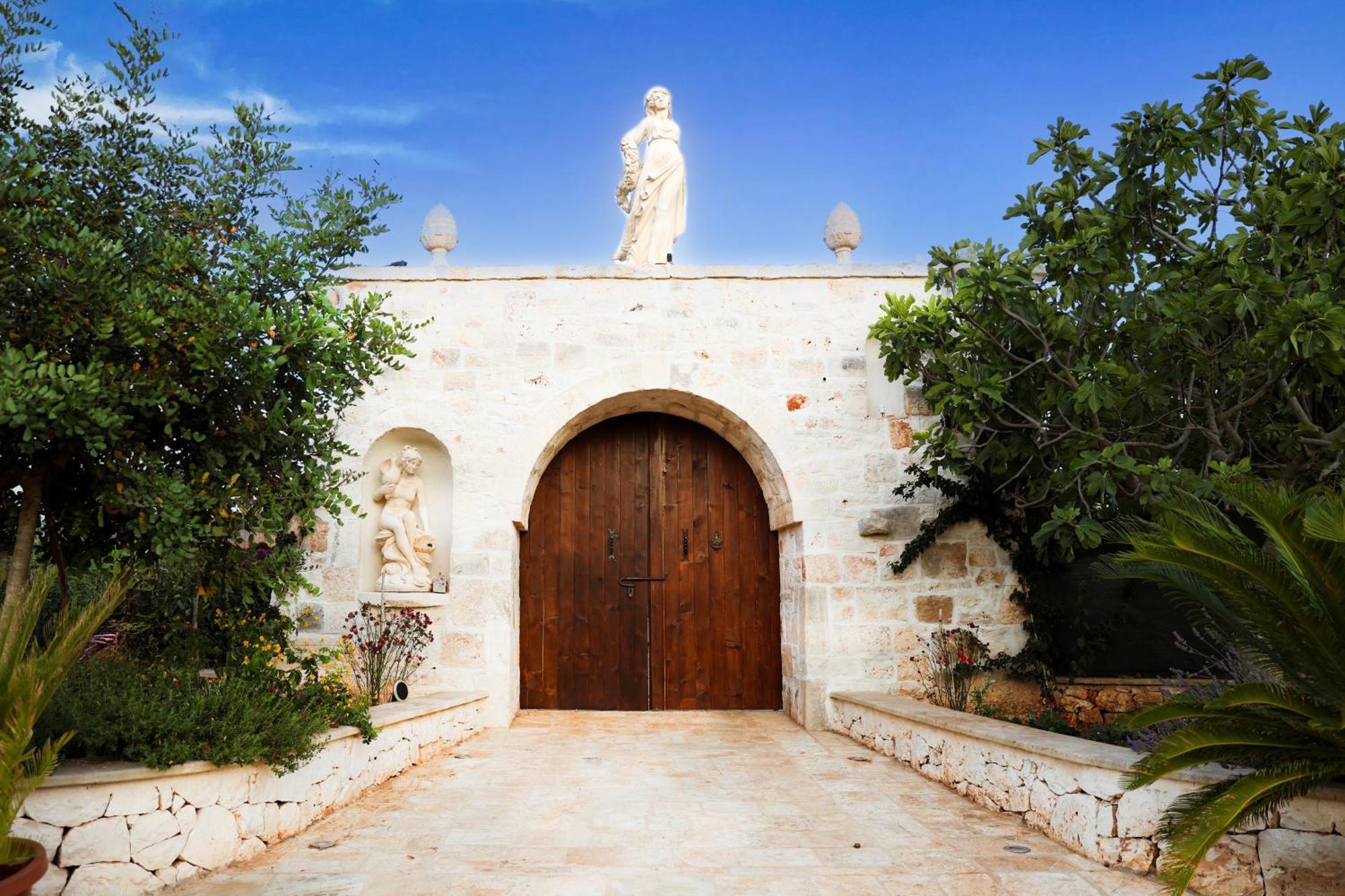 Masseria Le Betulle Сан Вито дей Нормани Екстериор снимка