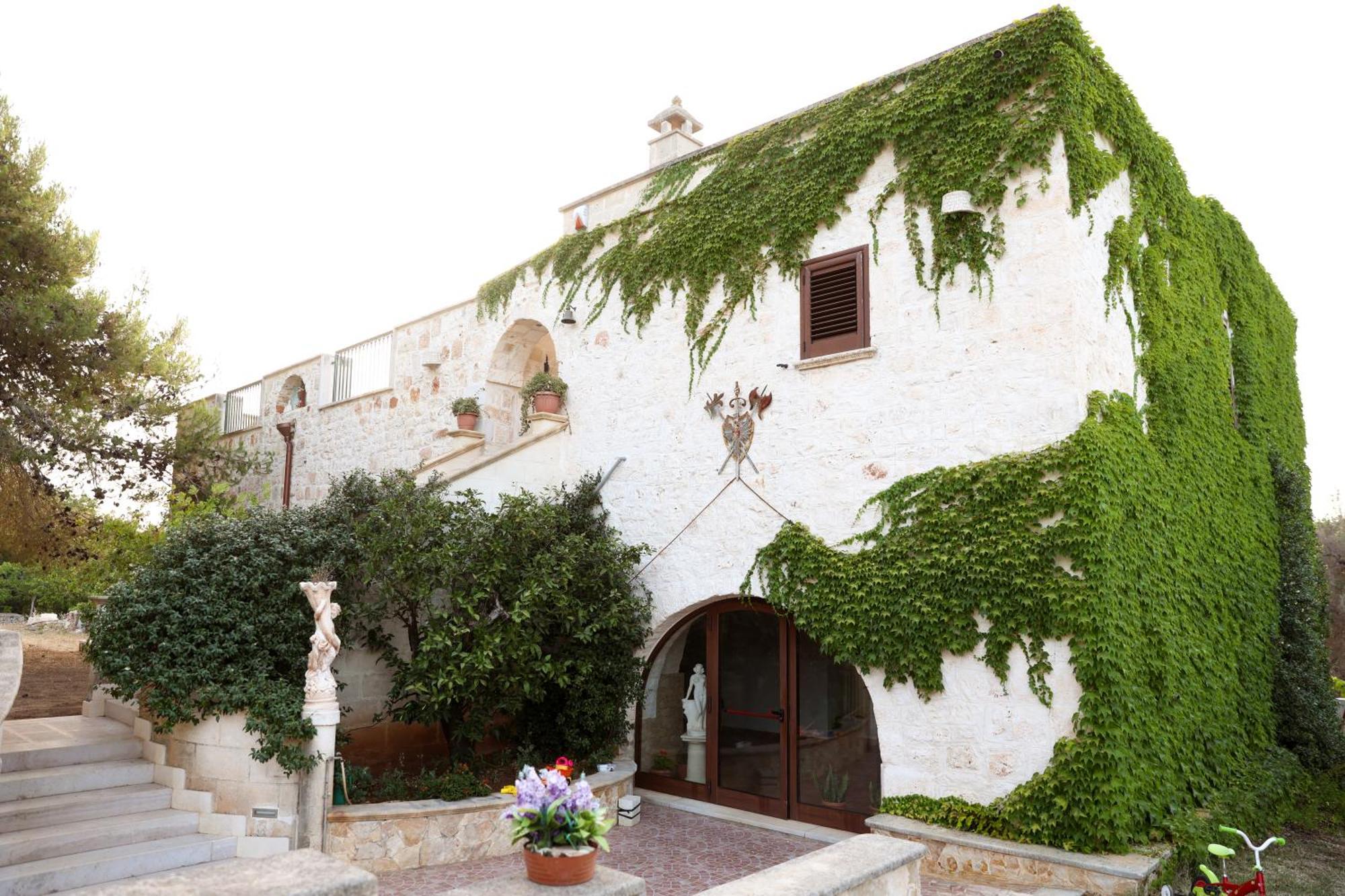 Masseria Le Betulle Сан Вито дей Нормани Екстериор снимка